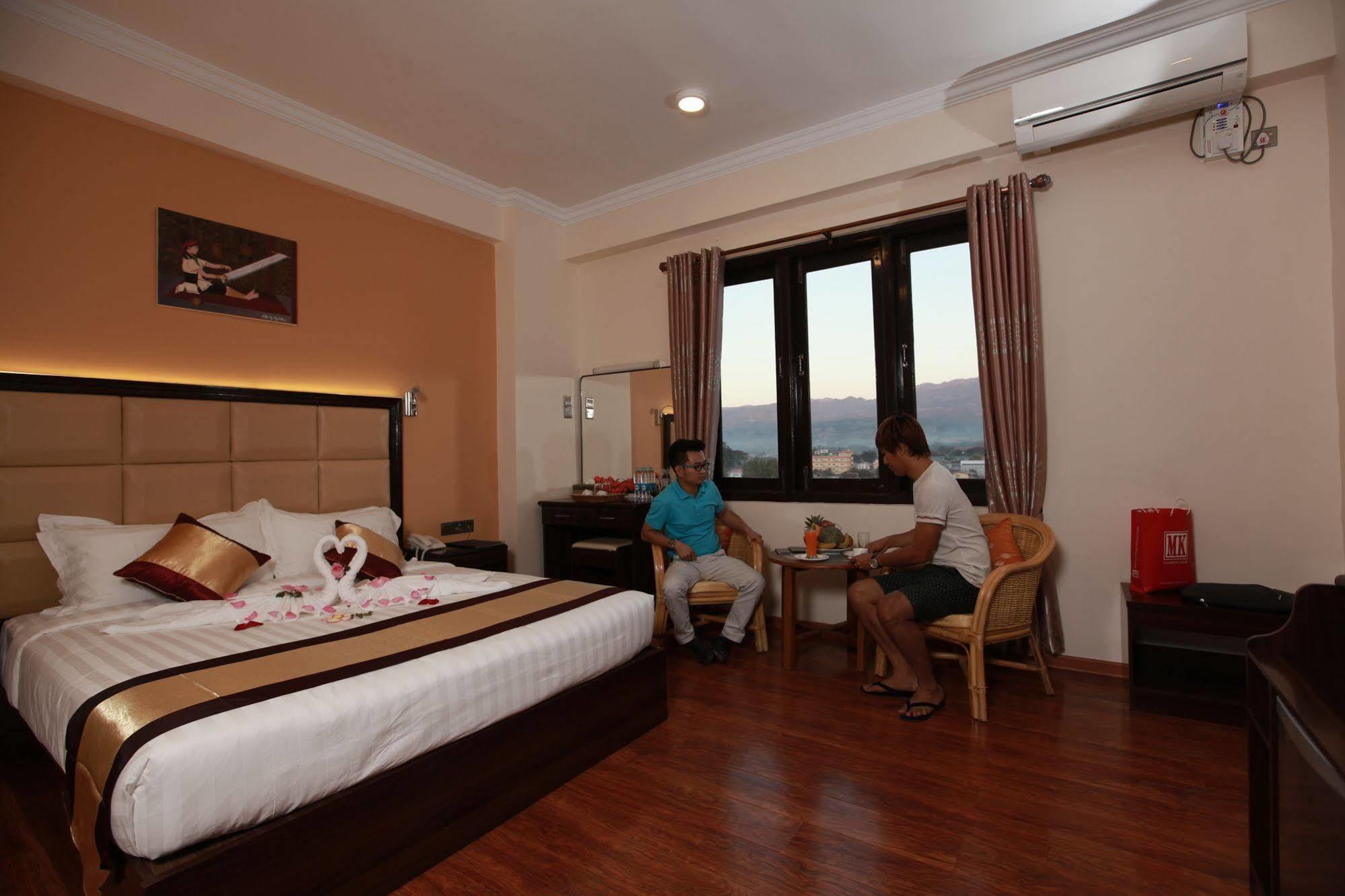 The Hotel Emperor-Inle Ньоншуэ Экстерьер фото